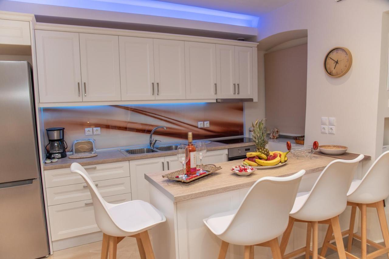 Valentino Luxury In The Heart Of Corfu Town Apartment *